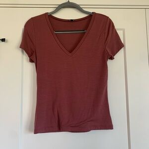 Express Fitted Dark Pink Vneck Tee